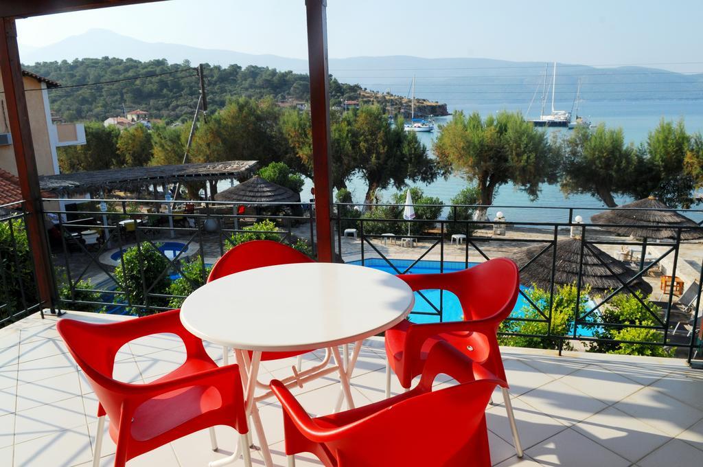 Posidonio Hotel Klima  Ruang foto