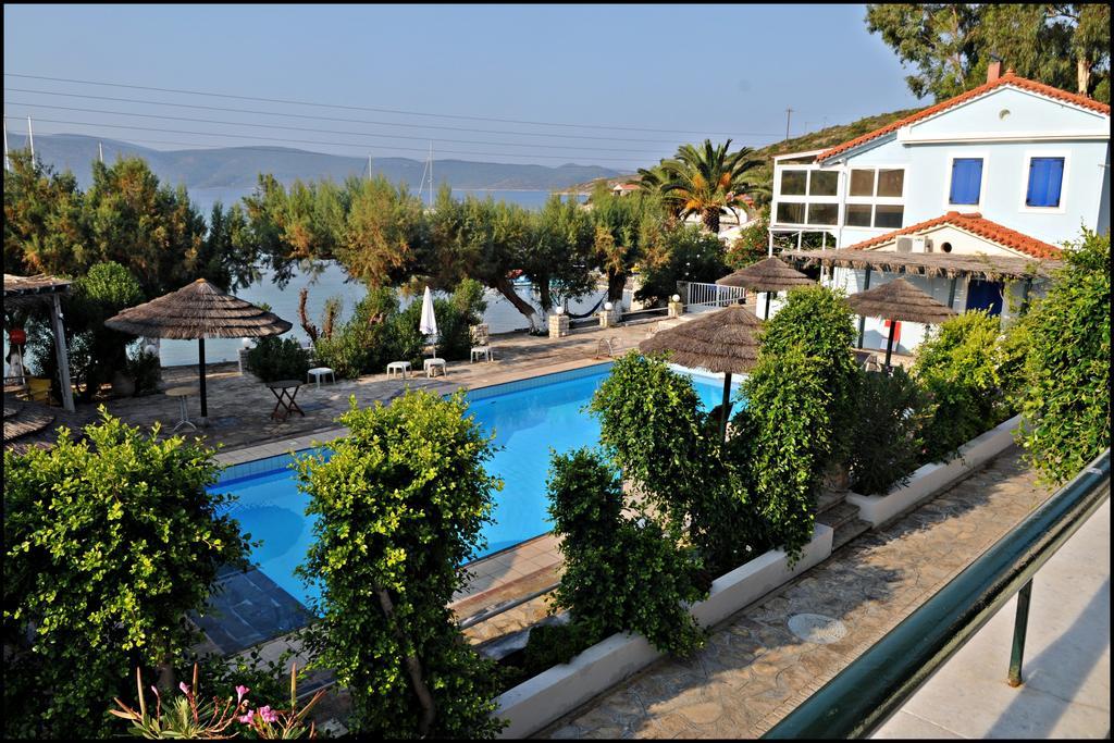 Posidonio Hotel Klima  Ruang foto