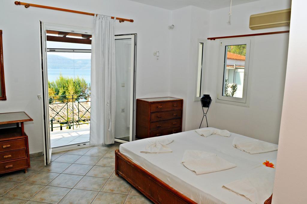 Posidonio Hotel Klima  Ruang foto