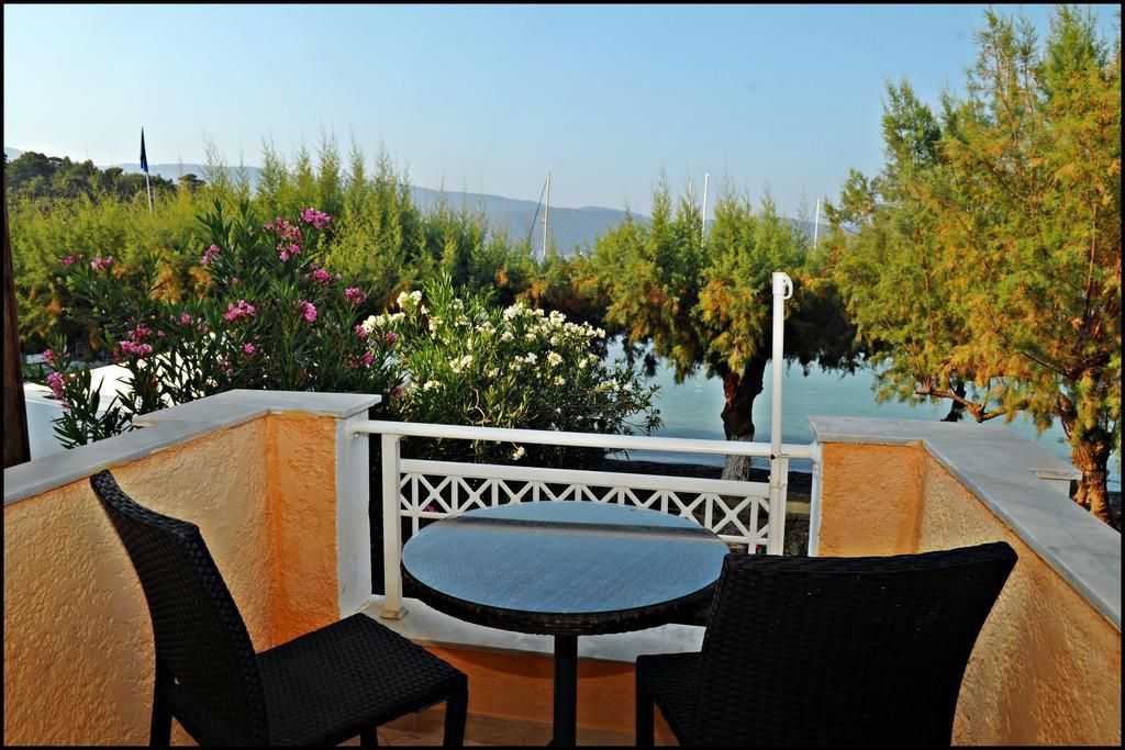 Posidonio Hotel Klima  Ruang foto