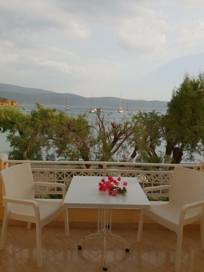 Posidonio Hotel Klima  Bagian luar foto